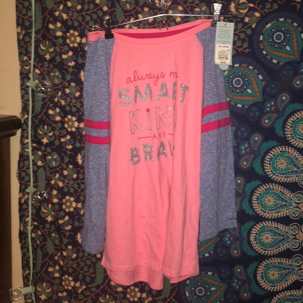 Cat & jack shirt long sleeves cute and stylish